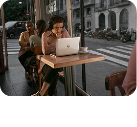 Notebook lifstyle image